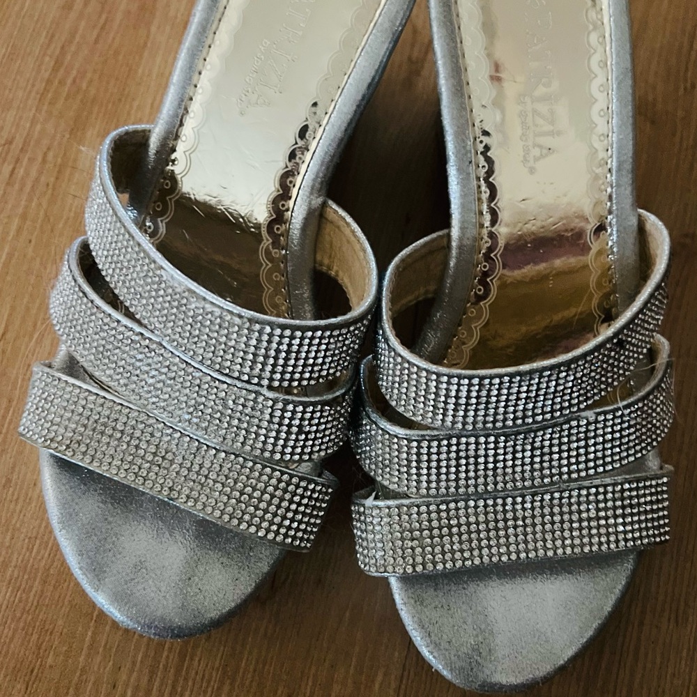 Elegant Silver Women's Sandals
